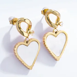 Orecchini pendenti cuori
